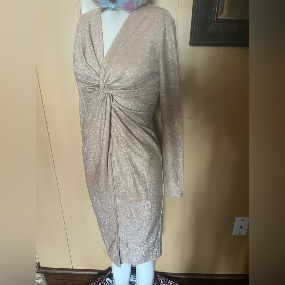 Elegant Gold Twist-Front Dress small size with no tag .size S